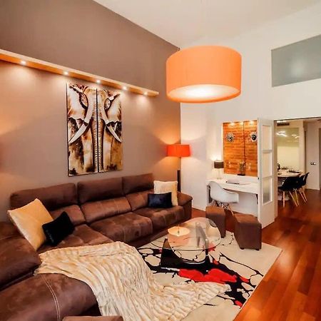Luxury Duplex Apartment In The Heart Of Barcelona Kültér fotó