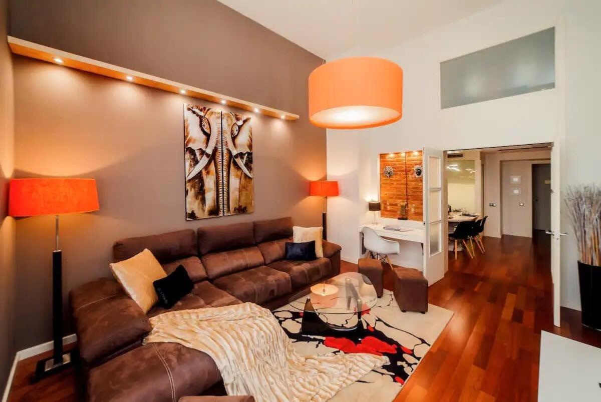 Luxury Duplex Apartment In The Heart Of Barcelona Kültér fotó