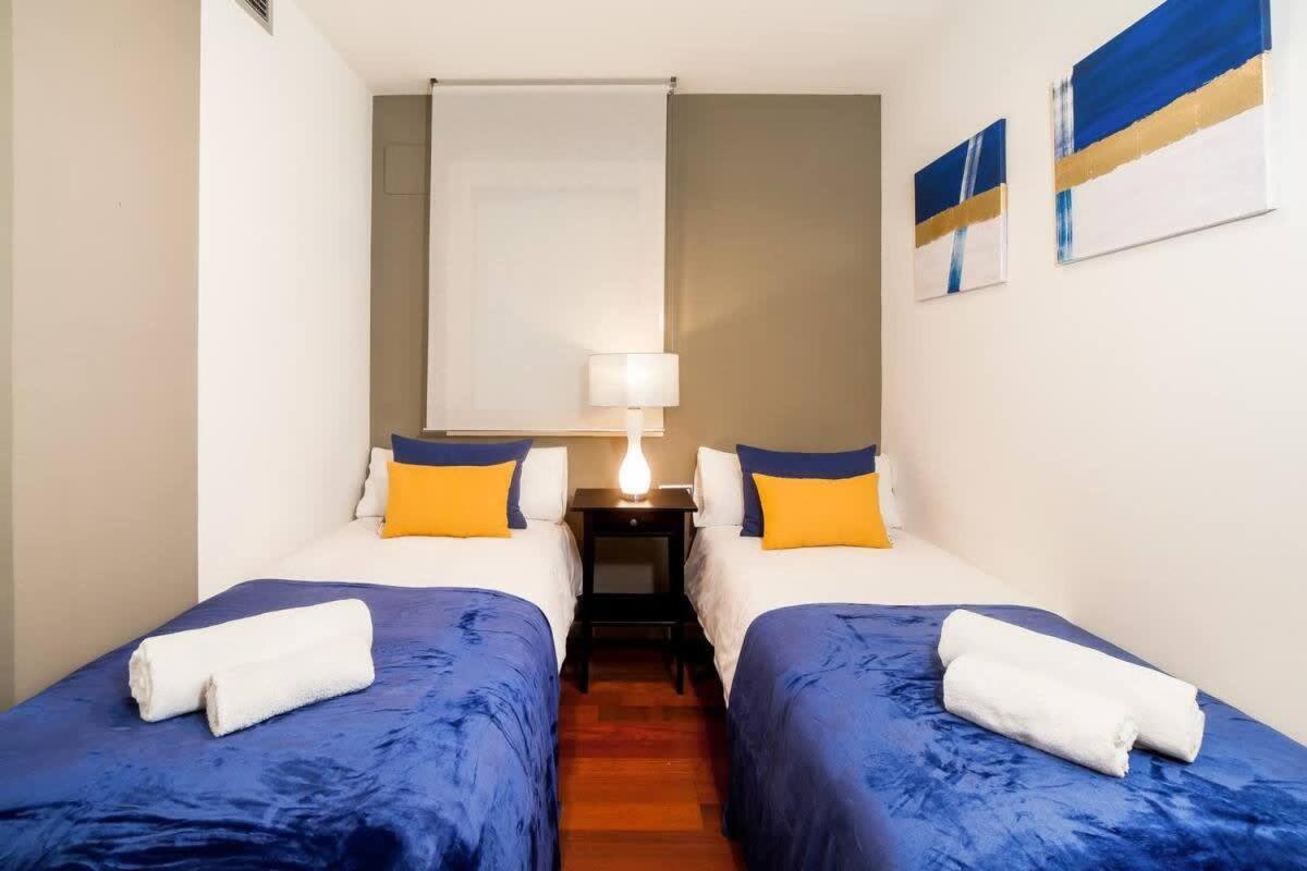 Luxury Duplex Apartment In The Heart Of Barcelona Kültér fotó