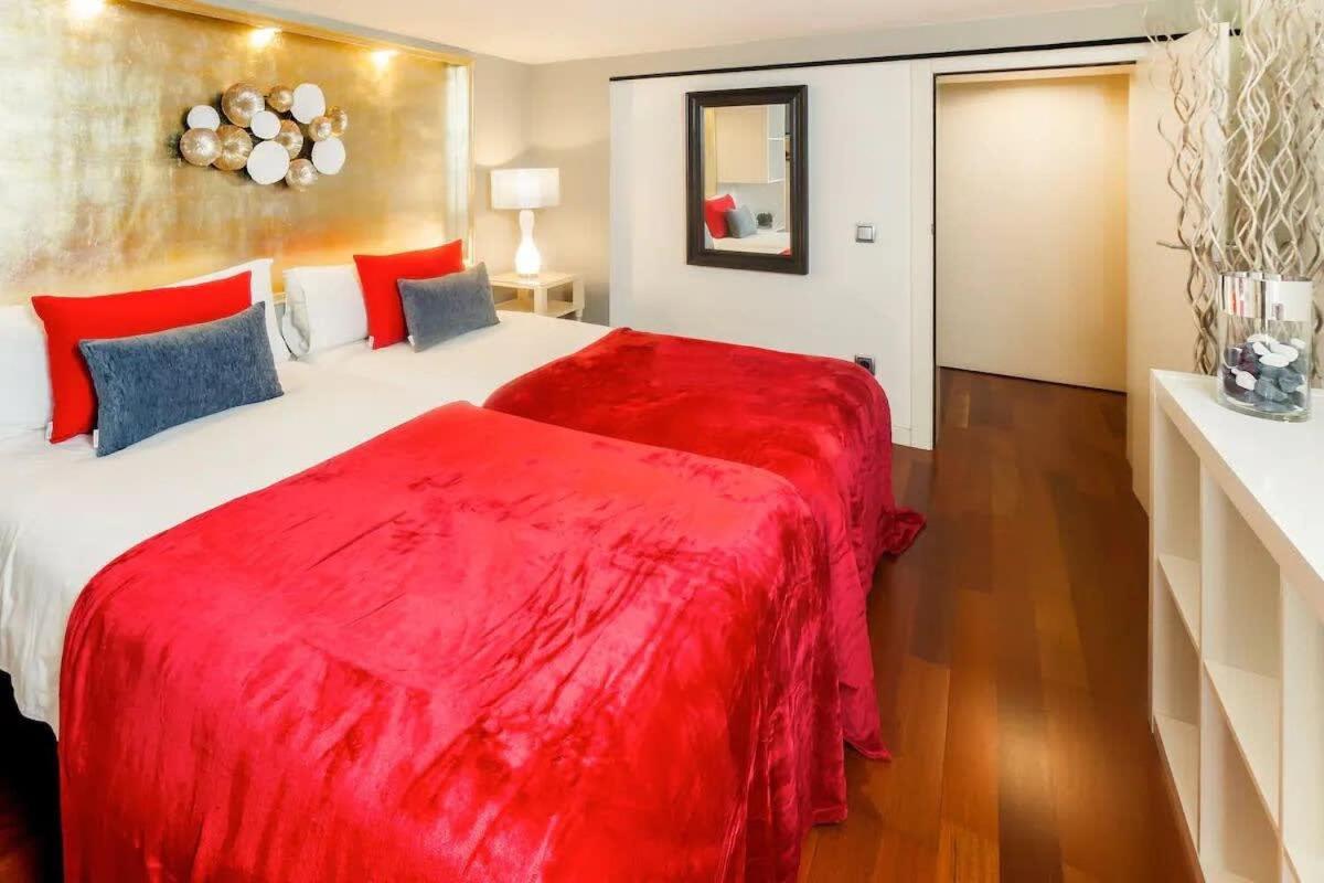 Luxury Duplex Apartment In The Heart Of Barcelona Kültér fotó